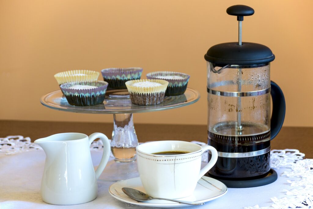 muffins-coffee-coffee-maker