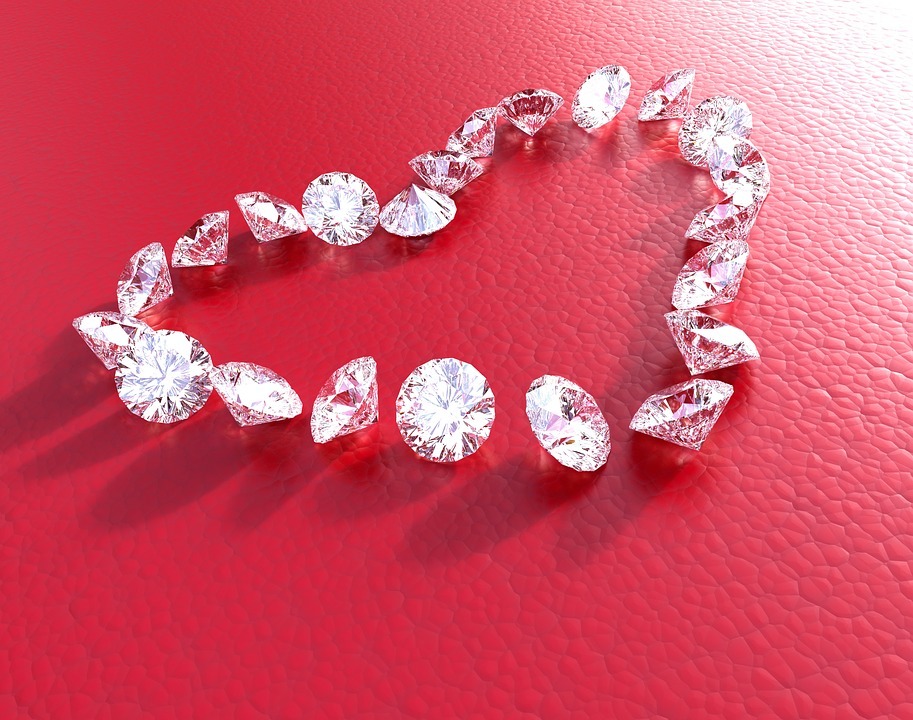 Diamond stones that form a heart shape alignment