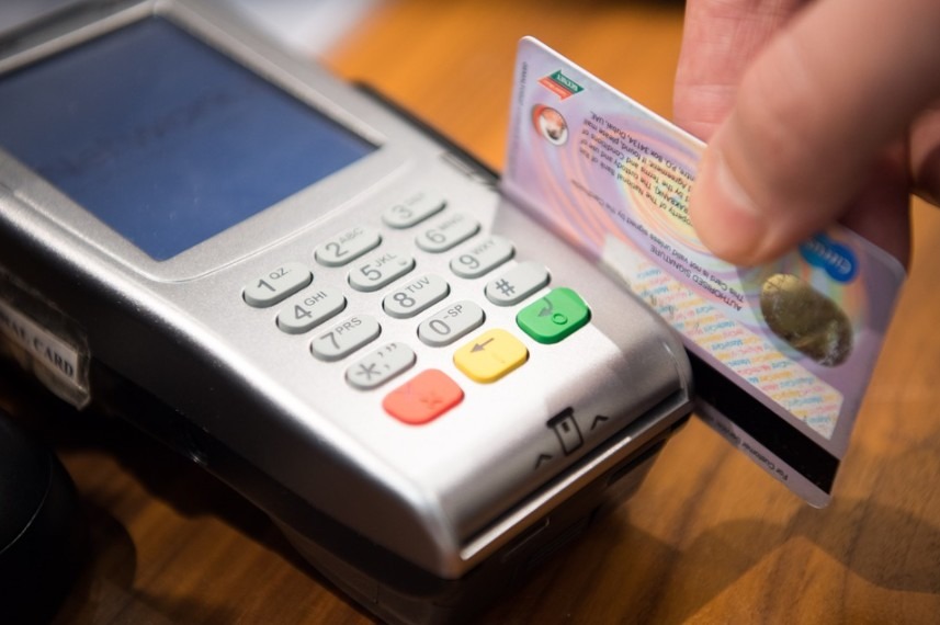 Swiping a credit card