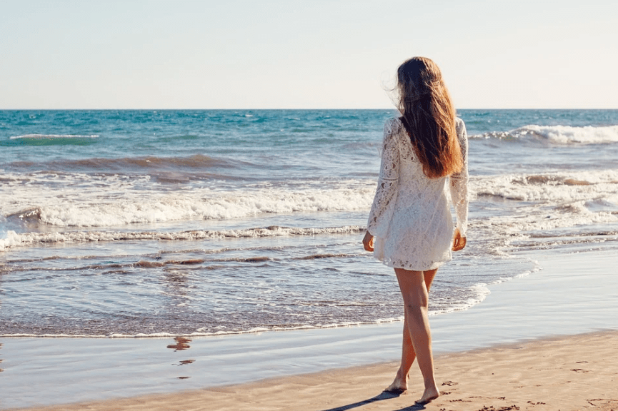 woman-sea-ocean