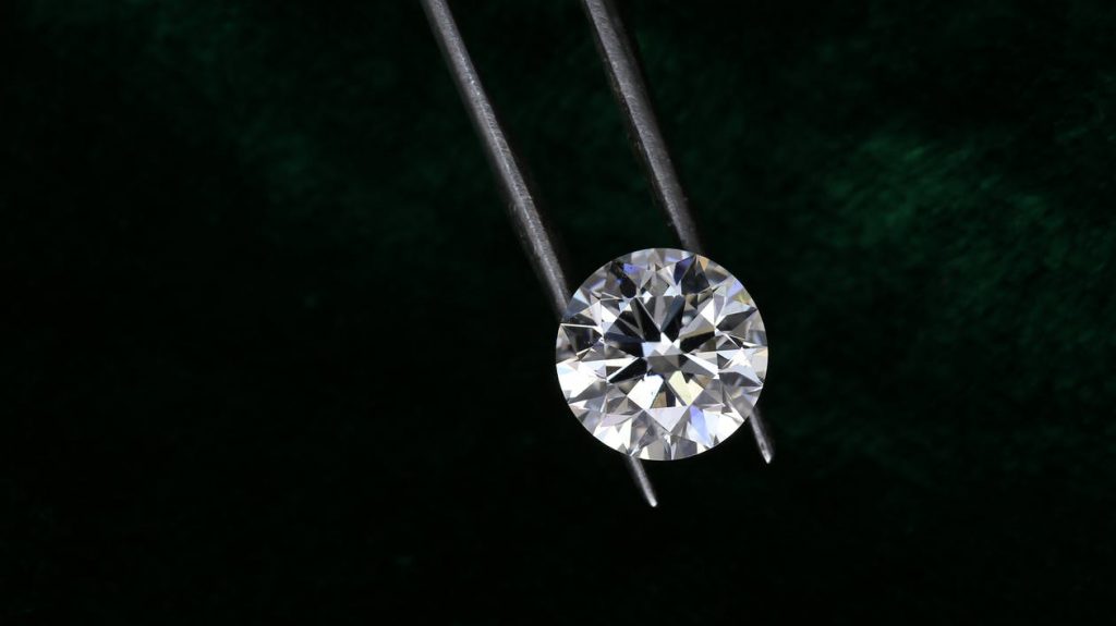 a round-cut diamond